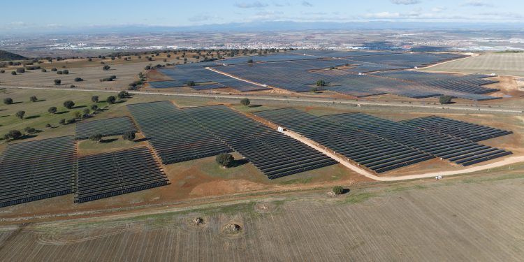 Rwe Pone En Marcha Su Nueva Planta Fotovoltaica Casa Vald S