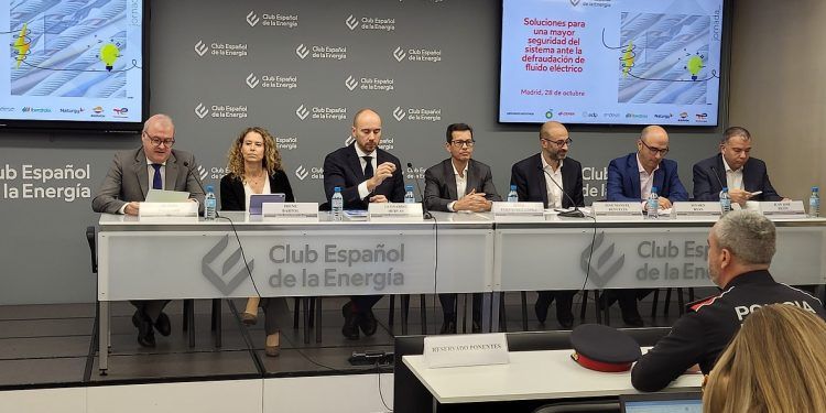 Jornada de Enerclub contra el fraude del fluido eléctrico